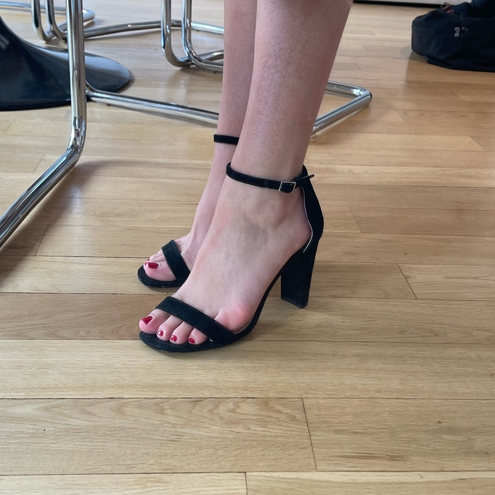 Saks Fifth Avenue Black Strappy Heeled Sandal